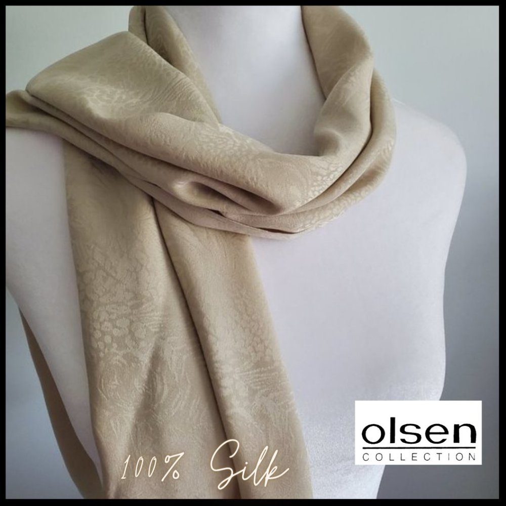 ELEGANT SILK SCARF Embossed Jacquard Animal Floral Print 90s Soft Luxe Feel